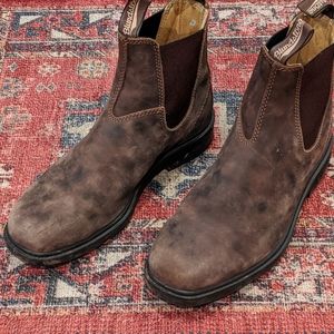 Blundstone dress boot in rustic brown